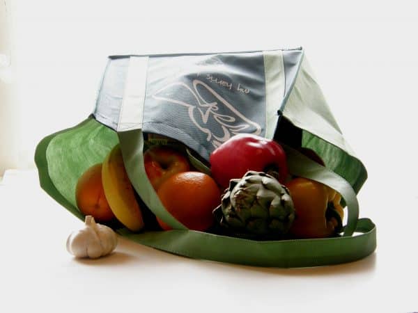 No paper, no plastic - take your re-usable bags